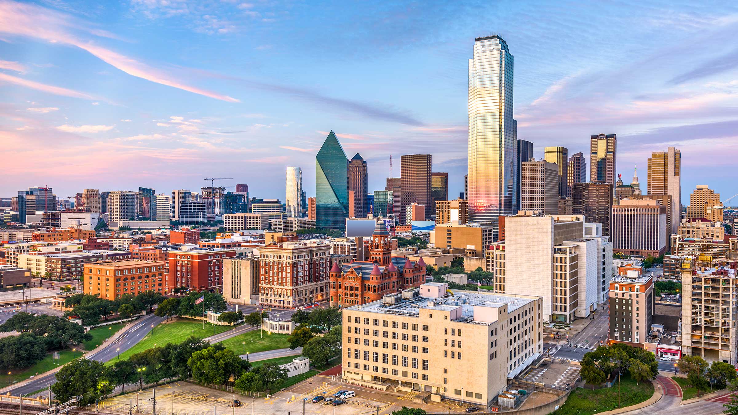 Downtown Dallas skyline photo